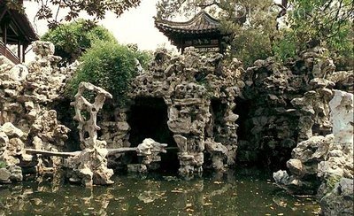 Камни в китайском саду
