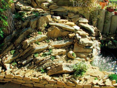 Альпийская горка чешская скалка с водопадом