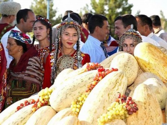 День туркменской дыни